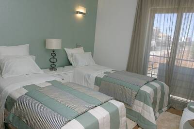 vilamoura ,algarve, casas, apartamentos algarve, moradias vilamoura, vivendas, imobiliaria algarve, classificados, Albufeira, Loule, Quarteira, propriedades, anuncios, aluguer