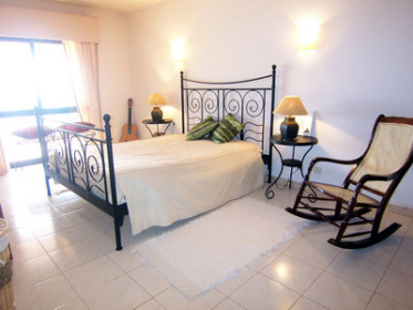 vilamoura ,algarve, casas, apartamentos algarve, moradias vilamoura, vivendas, imobiliaria algarve, classificados, Albufeira, Loule, Quarteira, propriedades, anuncios, aluguer