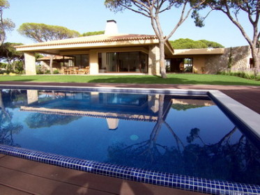 vilamoura ,algarve, casas, apartamentos algarve, moradias vilamoura, vivendas, imobiliaria algarve, classificados, Albufeira, Loule, Quarteira, propriedades, anuncios, aluguer