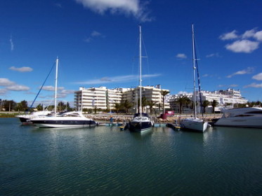vilamoura ,algarve, casas, apartamentos algarve, moradias vilamoura, vivendas, imobiliaria algarve, classificados, Albufeira, Loule, Quarteira, propriedades, anuncios, aluguer