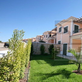 240.000 euros a 15 minutos do centro de Albufeira