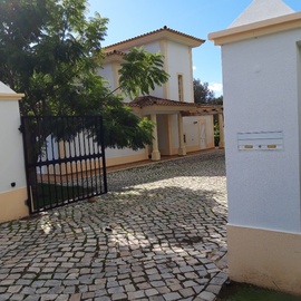 V3 Moncarapacho com piscina