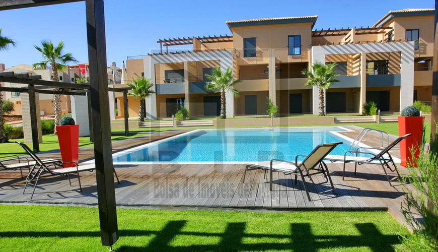 apartamento novo golfe