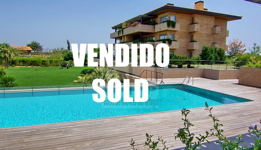 Venda Oportunidade de negocio T3 sobre campo golfe