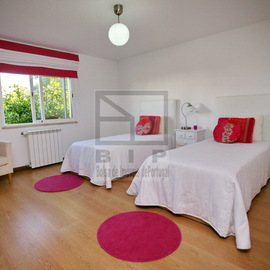 compra moradia luxuosa Vilamoura