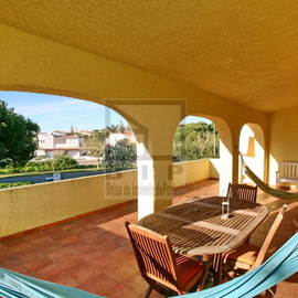 compra moradia luxuosa Vilamoura