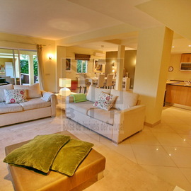 compra moradia luxuosa Vilamoura