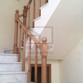 moradia geminada estombar lagoa portimao