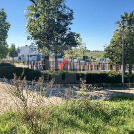 moradia geminada estombar lagoa portimao