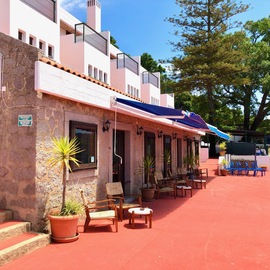 Hotel Monchique com 16 quartos